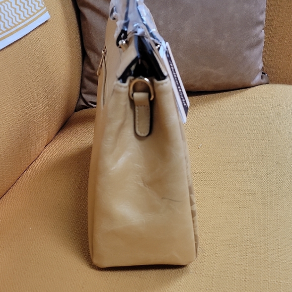 NWT Mellow World Salome Mustard 3D Embossed Floral Satchel With Crossbody Strap - Picture 4 of 6